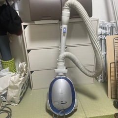 日立の掃除機（CV-SU7）の画像