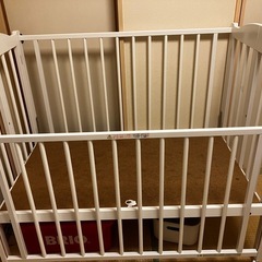ベビーベッドの画像