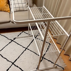 【中古・現在廃盤品】IKEA イケア RASSLIG（ラッスリグ） シェルフユニット　ハンガーレール付きの画像