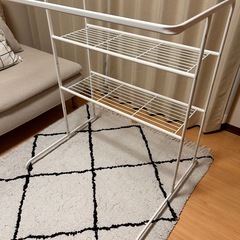 【中古・現在廃盤品】IKEA イケア RASSLIG（ラッスリグ） シェルフユニット　ハンガーレール付きの画像