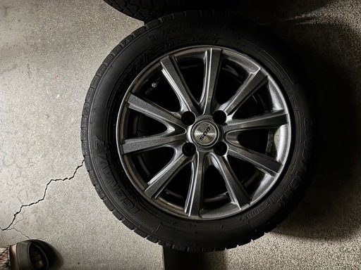スタッドレスタイヤ　165/65r14（決まりました」）