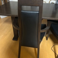 木製ダイニングセットの画像