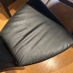木製ダイニングセットの画像