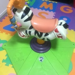 フィッシャープライス ズーマー 白黒の画像