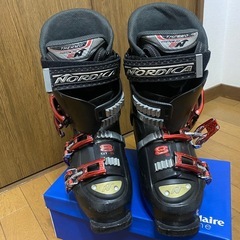 ノルディカ　スキーブーツの画像