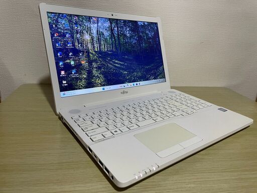 ★☆ 爆速　富士通 Core i7 8GBノートPC　Office