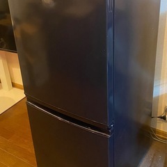 2009年製SHARP製　冷蔵庫SJ-14Rの画像