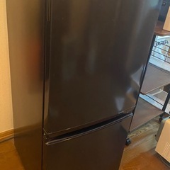 2009年製SHARP製　冷蔵庫SJ-14Rの画像
