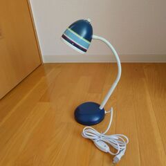 未使用保管品☆ニトリ デスクライト スタンドライト 学習机 子ども部屋の画像