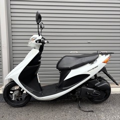 4294.高年式　現行型アドレスv50（白メーター）　バッテリー、ミラー新品　千葉県柏市　即日配送、自走引き取りも可能の画像