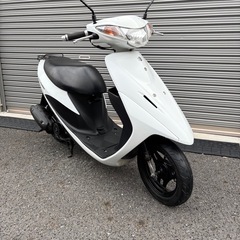 4294.高年式　現行型アドレスv50（白メーター）　バッテリー、ミラー新品　千葉県柏市　即日配送、自走引き取りも可能の画像