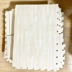 美品✨【ジョイントマット】大判　木目調の画像