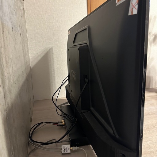 テレビ　43インチ　TCL