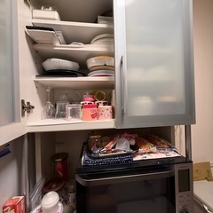 食器棚の画像
