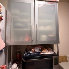 食器棚の画像