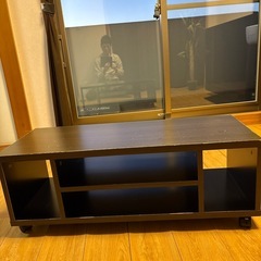 木製キャラクター付き収納棚、10月17日に大型ゴミに処分予定なのでお急ぎくださいの画像