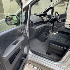 ステップワゴン禁煙車車検１年以上残ってます。の画像