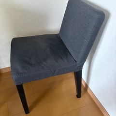 IKEA 伸縮テーブル&椅子2脚の画像