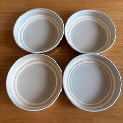 空瓶　４つ　保存瓶　ジャム瓶の画像