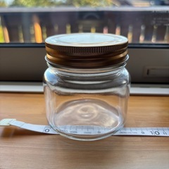 空瓶　４つ　保存瓶　ジャム瓶の画像