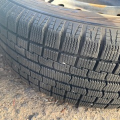 スタッドレス4本セット.やまあり.ホイール
セット.195/65R15の画像