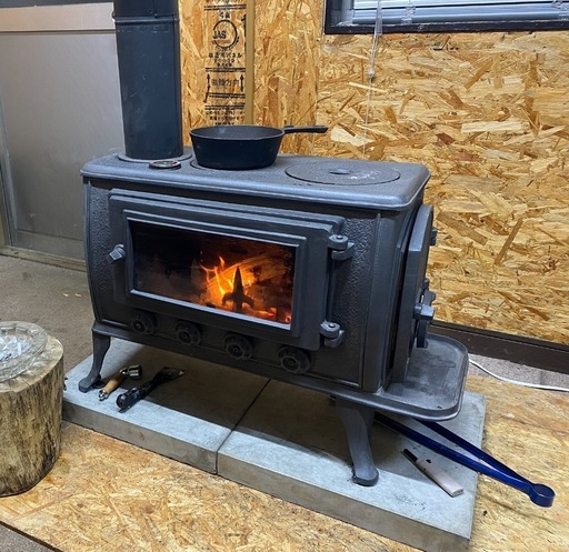 薪ストーブ