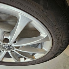 ベンツ Bクラス 純正ホイール 205/55R17 タイヤ4本セットの画像