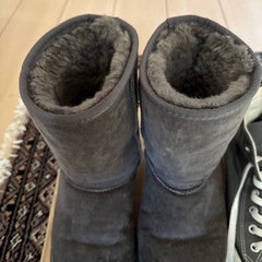 UGG  コンバースハイカット　グレー　2足セット　24.0の画像