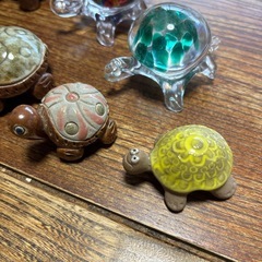 亀の置物　7点の画像