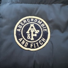 Abercrombie & Fitch ダウンベスト Sの画像