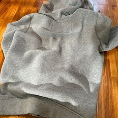 Abercrombie & Fitch  パーカー Sの画像
