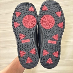 VANS レディース ブラック スニーカーの画像