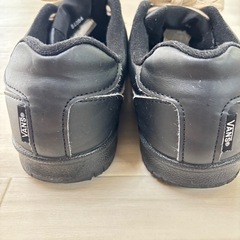 VANS レディース ブラック スニーカーの画像