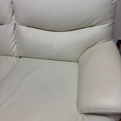 ソファ　白　　2人掛けの画像