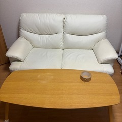 ソファ　白　　2人掛けの画像