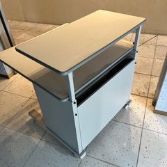 2段デスク※ジャンクの画像