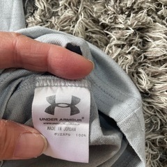 アンダーアーマー　Tシャツの画像