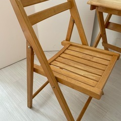 木製　折りたたみテーブル　イスの画像