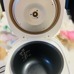 炊飯器の画像