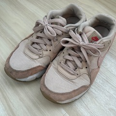 NIKE スニーカー23.5の画像
