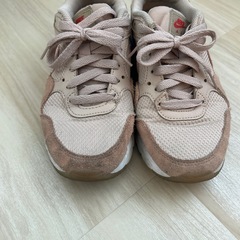 NIKE スニーカー23.5の画像