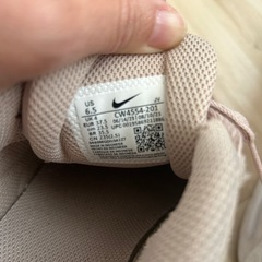 NIKE スニーカー23.5の画像