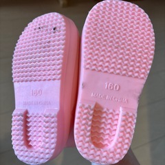 16cm子供用の水靴の画像
