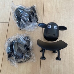 羊のショーン　トイレットペーパーホルダー　3個セット価格の画像