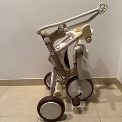 iimo（イーモ）｜1歳半から使える折りたたみ三輪車の画像