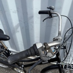 【都内/千葉引取】街乗り用自転車 27インチ カゴ/鍵/オートライト/6段変速付の画像