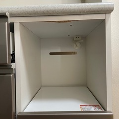 食器棚の画像