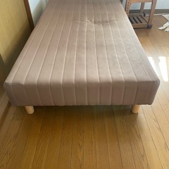 シングルベッドの画像