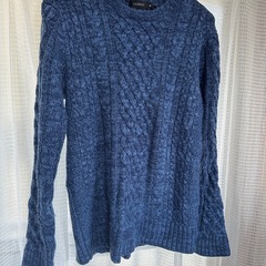 ケーブルニット　セーターの画像