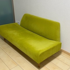 ソファーの画像